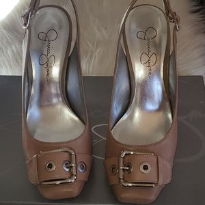 Jessica Simpson "Dina"